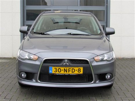 Mitsubishi Lancer Sportback - 1.5 Edition One Dealer onderhouden Nieuwstaat - 1