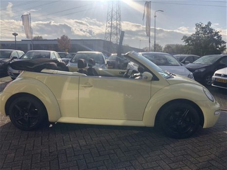 Volkswagen New Beetle Cabriolet - 1.6 - 1