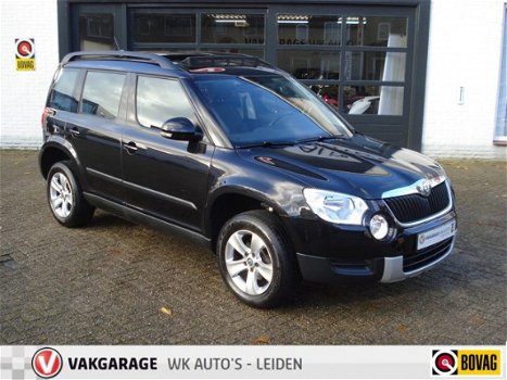 Skoda Yeti - 1.2 TSI Ambition / Navigatie / Panorama Dak / - 1