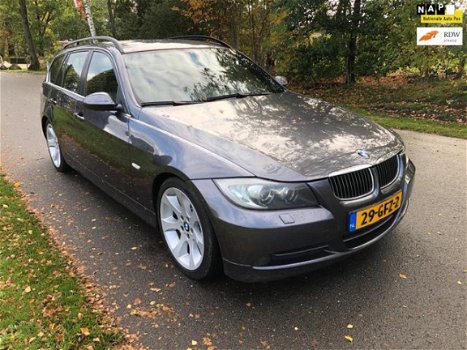 BMW 3-serie Touring - 330d Business Line - 1