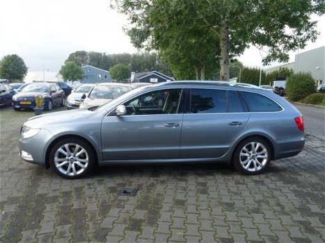 Skoda Superb Combi - 1.8 TSI Ambition Business Line Navi - 1