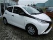 Toyota Aygo - 1.0 VVT-i x Navigatie cruiscontrol - 1 - Thumbnail