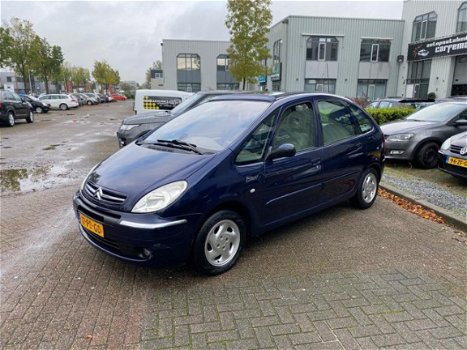 Citroën Xsara Picasso - 2.0i-16V Exclusive Airco, Elektr ramen, NAP, APK - 1