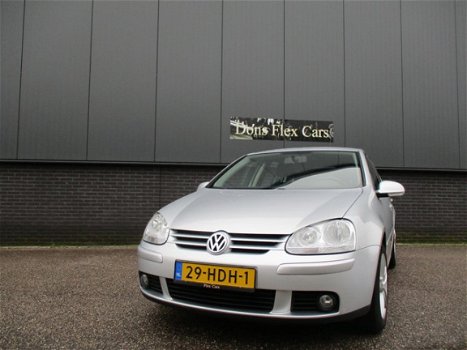 Volkswagen Golf - 1.6 FSI Comfortline - 1