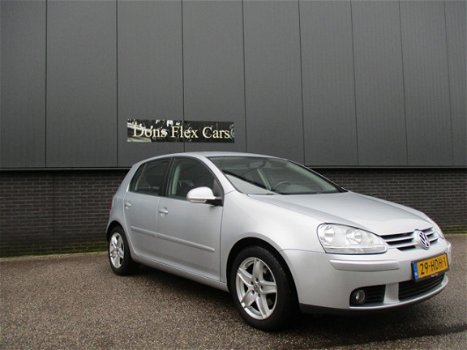 Volkswagen Golf - 1.6 FSI Comfortline - 1