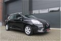 Renault Clio Estate - 1.2 TCe Limited Zwart Mettalic Chrome Design Klima 40;000KM Dakrail Etc NIEUWS - 1 - Thumbnail