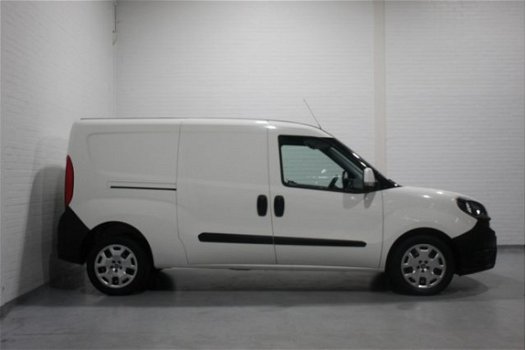 Fiat Doblò - Maxi 1.6 Mjet 95 pk L2H1 Aut. Airco, Radio UConnect, PDC achter, Multistuur, Elek. Pakk - 1