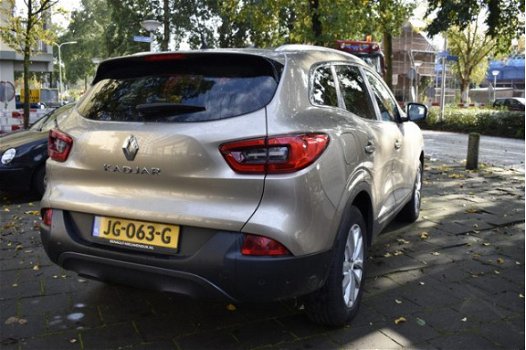 Renault Kadjar - 1.2 TCe Intens CLIMATE CONTROL / NAVIGATIE / PARKEERSENSOREN / MULTI MEDIA SYSTEEM - 1