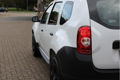 Dacia Duster - 1.6 Ambiance 2wd Trekhaak| nieuwe banden voor - 1 - Thumbnail