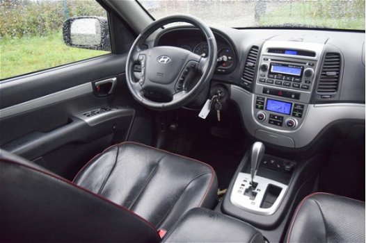 Hyundai Santa Fe - 2.7i V6 AUT 4WD 7-persoons / elek. stoelen / zwart leer / 7 persoons - 1