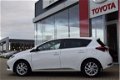 Toyota Auris - 1.2T 116pk Dynamic | Panoramadak | 16'' Lichtmetalen velgen | Navigatie | Climate & C - 1 - Thumbnail