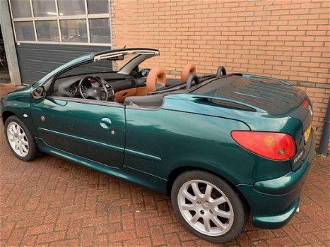 Peugeot 206 CC - 1.6-16V Roland Garros airco-ecc - 1