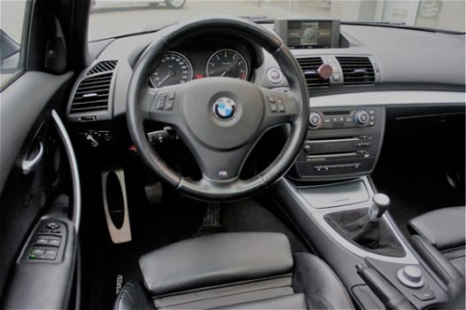BMW 1-serie - 130I //M Performance H. EXEC. M-Pakket Sp.Leder/Schuifdak/PDC/Velgen LIEFHEBBERS AUTO - 1