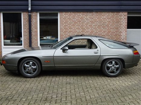 Porsche 928 - 5.0 S4 Coupé - 1