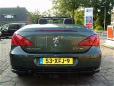 Peugeot 307 - 2.0 16v CC Leer