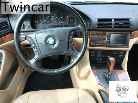 BMW 5-serie - 535i V8 Aut. LEDER XENON 193.000 KM - 1