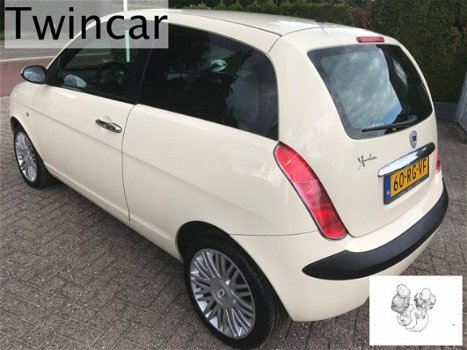 Lancia Y(psilon) - 1.2 16v UNICA AIRCO LMV 69.000 KM - 1