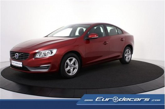 Volvo S60 - 1.6 D2 Kinetic *Navigatie*Climate Control*Pdc - 1