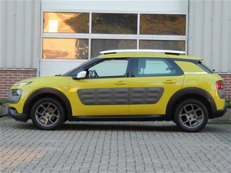 Citroën C4 Cactus - 1.2 VTI 82PK CAMERA 16 INCH GEEN AFLEVERINGSKOSTEN - 1