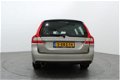 Volvo V70 - 2.0 D4 181PK NORDIC+ | Navi | Leer | Standkachel | Trekhaak - 1 - Thumbnail