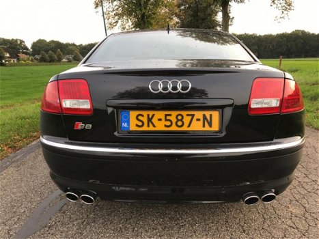 Audi A8 - 5.2 S8 lamborghini v10 motor - 1