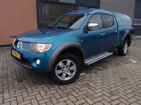 Mitsubishi L 200 - 2.5 DI-D automaat 5-per grijskenteken Double Cab Intense airco 2700kg trekhaak - 1