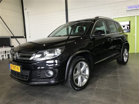 Volkswagen Tiguan - 1.4 TSI R Line Edition Sport&Style Airco | Navigatie | Cruise Control | Elektris - 1