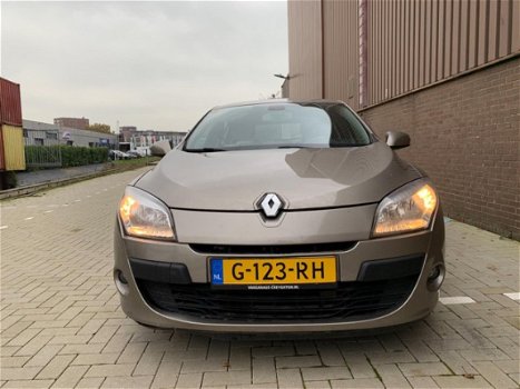 Renault Mégane - 2.0 Dynamique Automaat Navi 91.000 2009 - 1