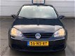 Volkswagen Golf - 1.6 FSI Sportline NAP Airco Cruise 2004 5 Drs - 1 - Thumbnail