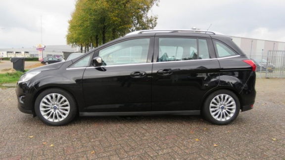 Ford Grand C-Max - 1.6 SCTi Titanium 7p. 182 pk, Trekhaak, Navigatie, Park Pack, 83635 km - 1