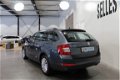 Skoda Octavia Combi - 1.6 TDI Greentech Ambition Businessline | Navigatie | Climate control | Cruise - 1 - Thumbnail