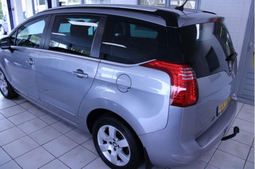 Peugeot 5008 - 1.2 PureTech Style 5p. panodak - 1