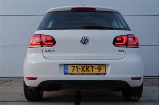 Volkswagen Golf - 1.4 TSI Highline (160 PK) DSG AUT NL-auto/ Xenon-Led/ Navigatie/ Sportstoelen/ Tre - 1