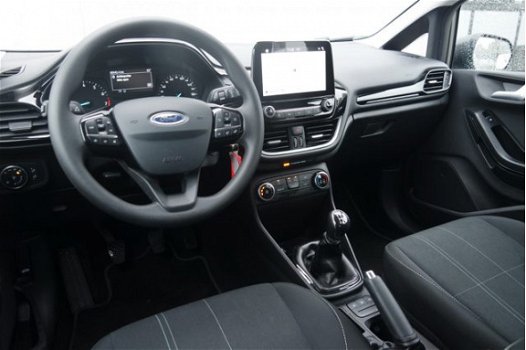 Ford Fiesta - Trend 1.1 70 PK | Cruise control | Airco | Parkeersensoren achter | Navigatie | Lane k - 1