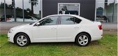 Skoda Octavia - 1.6 TDI Greenline Businessline NAVI BLUETOOTH USB CRUISE NAP DEALER ONDERHOUDEN NL A - 1 - Thumbnail