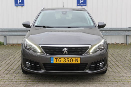 Peugeot 308 - 110pk Sublime Panoramadak, Navigatie - 1