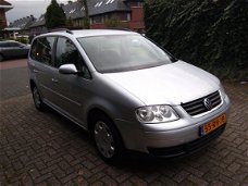 Volkswagen Touran - 1.9 TDI Trendline 7 persoons