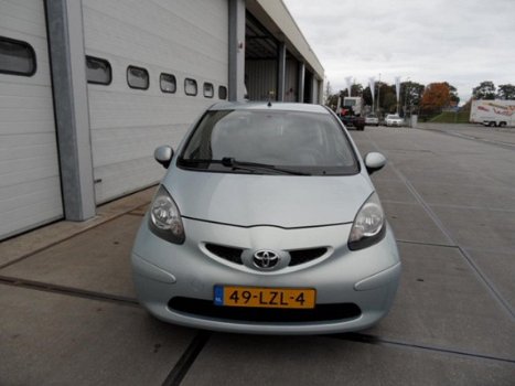 Toyota Aygo - 1.0-12V Nieuwst. Orign. 105Dkm - 1