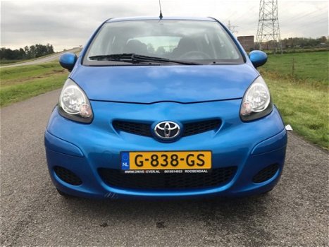 Toyota Aygo - 1.0-12V Comfort 12-2009 automaat met elek pakket/sportvelgen - 1