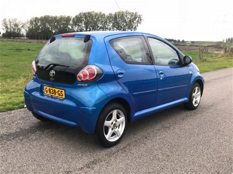 Toyota Aygo - 1.0-12V Comfort 12-2009 automaat met elek pakket/sportvelgen - 1