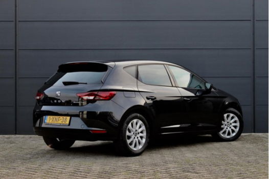 Seat Leon - 1.6 TDI Limited Edition III (NAVIGATIE, ALCANTARA, CLIMA, STOELVERWARMING, XENON, LED, P - 1