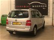 Volkswagen Touran - 1.6-16V FSI Athene CLIMA | NAP - 1 - Thumbnail