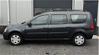 Dacia Logan MCV - 1.6 Lauréate AIRCO/REGULIER + AIRCO ONDERHOUD Nieuwe APK - 1 - Thumbnail