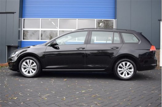 Volkswagen Golf - 1.6 TDI Highline BlueMotion - 1