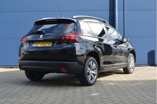 Peugeot 2008 - STYLE 1.2 PURETECH 82PK | LM VELGEN | NAVIGATIE | DAB+ | PANORAMADAK - 1