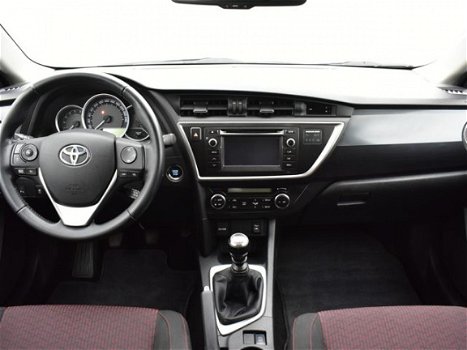 Toyota Auris - 2.0D Dynamic BH66738 | Navi | Climate | Cruise | Bluetooth | Camera | Parkeersensoren - 1