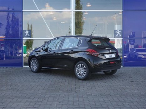 Peugeot 208 - 1.2 82pk Allure l Clima l Navi l Camera l Rijklaar - 1