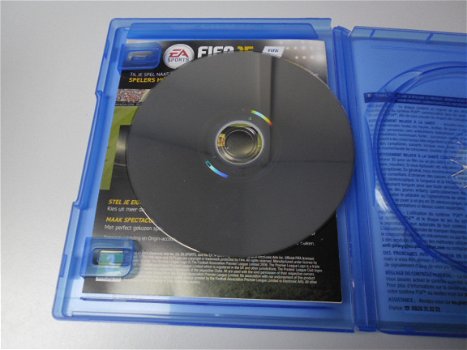 PS4 Fifa 15 - 5