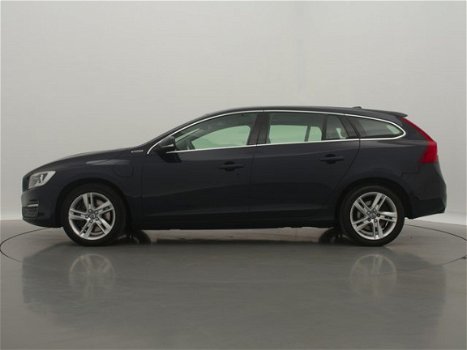 Volvo V60 - 2.4 D6 AWD *€20.490, - INCL.* Plug-In Hybrid Summum / SCHUIFDAK / LEDER / NAVI / CRUISE - 1