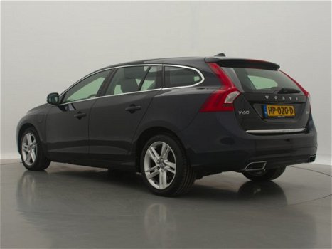 Volvo V60 - 2.4 D6 AWD *€20.490, - INCL.* Plug-In Hybrid Summum / SCHUIFDAK / LEDER / NAVI / CRUISE - 1